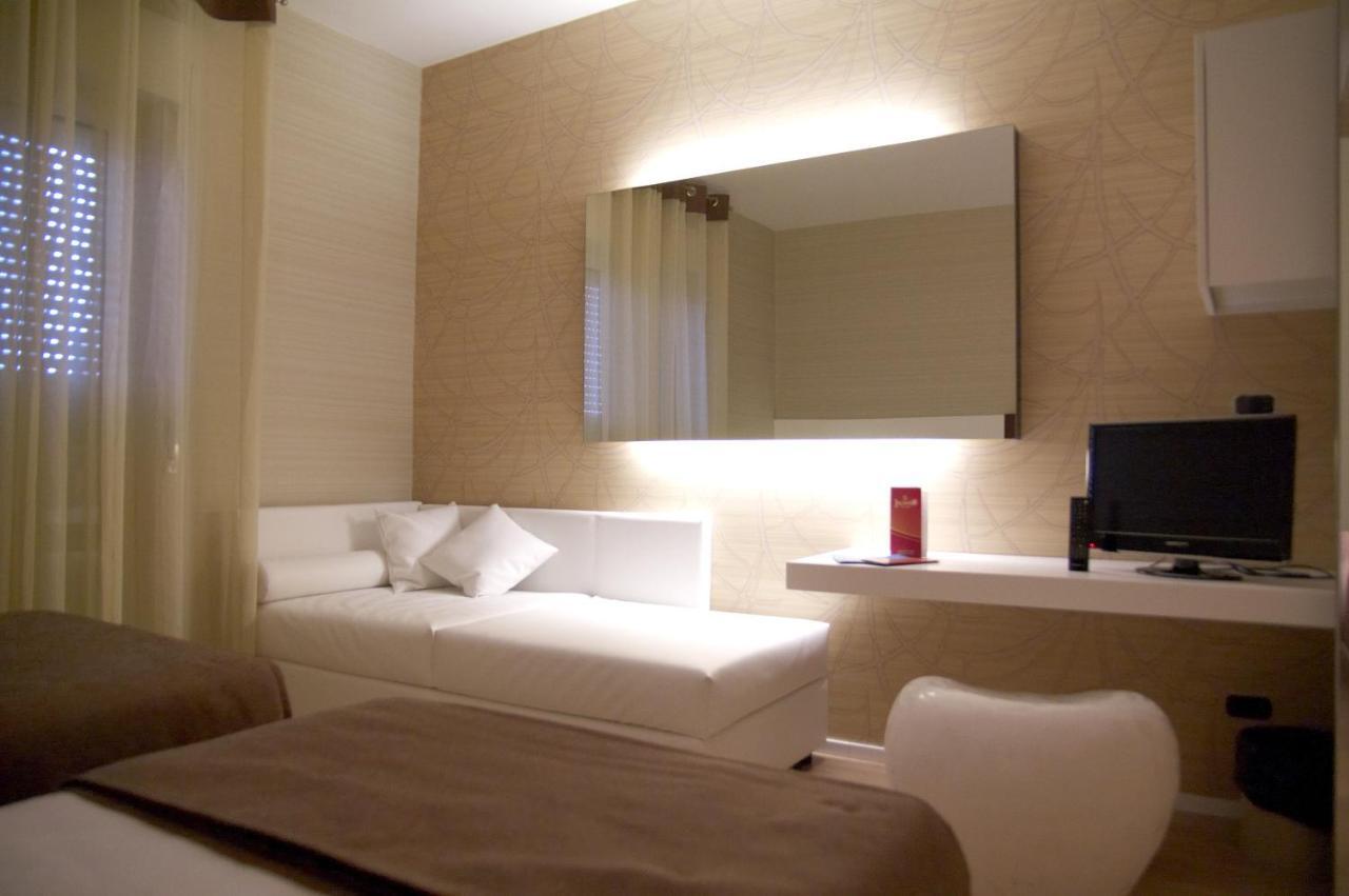 Hotel Incontro アリアーノ・イルピーノ 部屋 写真